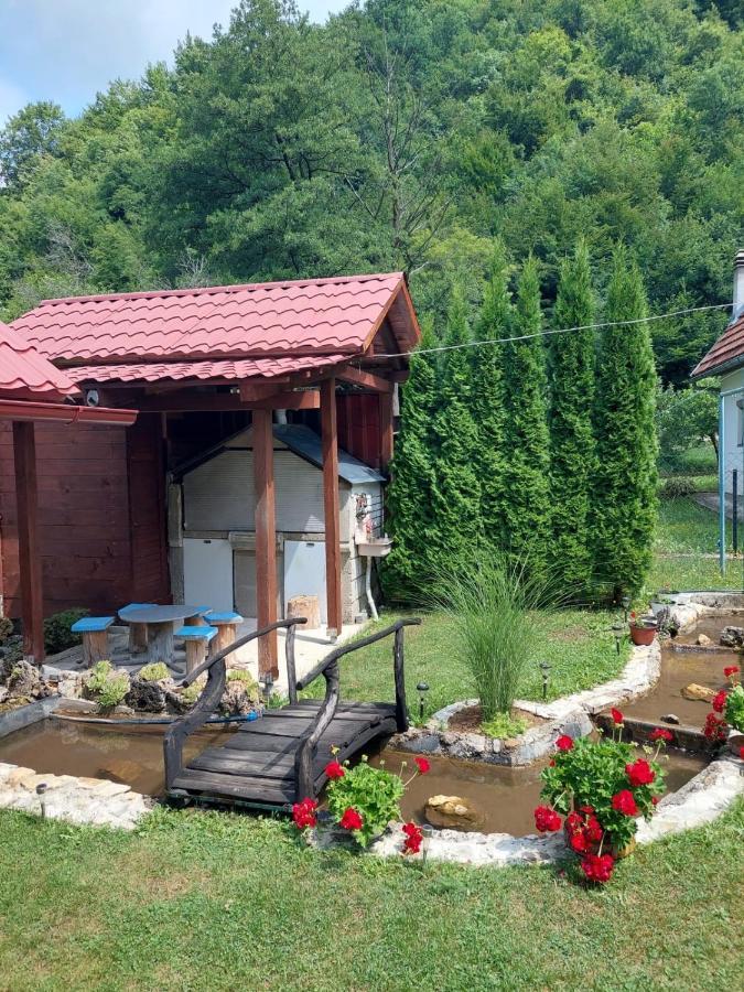 فيلا Domacinstvo Ubovic Sipovo المظهر الخارجي الصورة